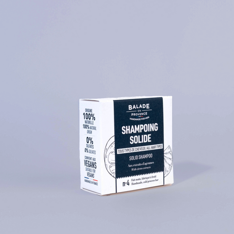 Shampoing Revigorant pour hommes – vue trois-quarts